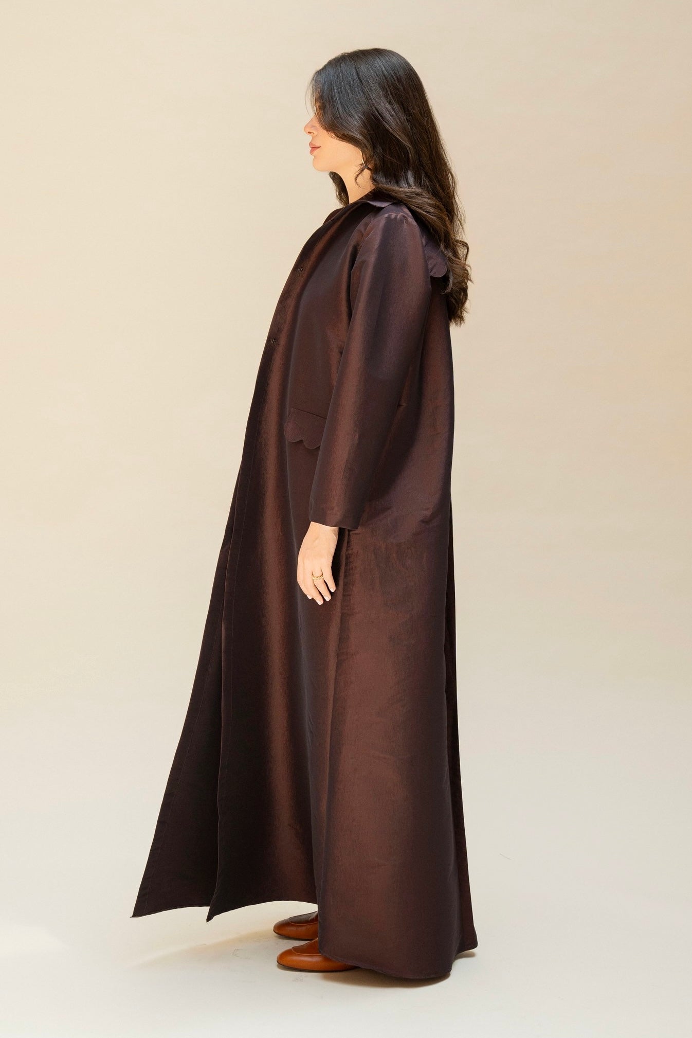 Scallop Line Abaya