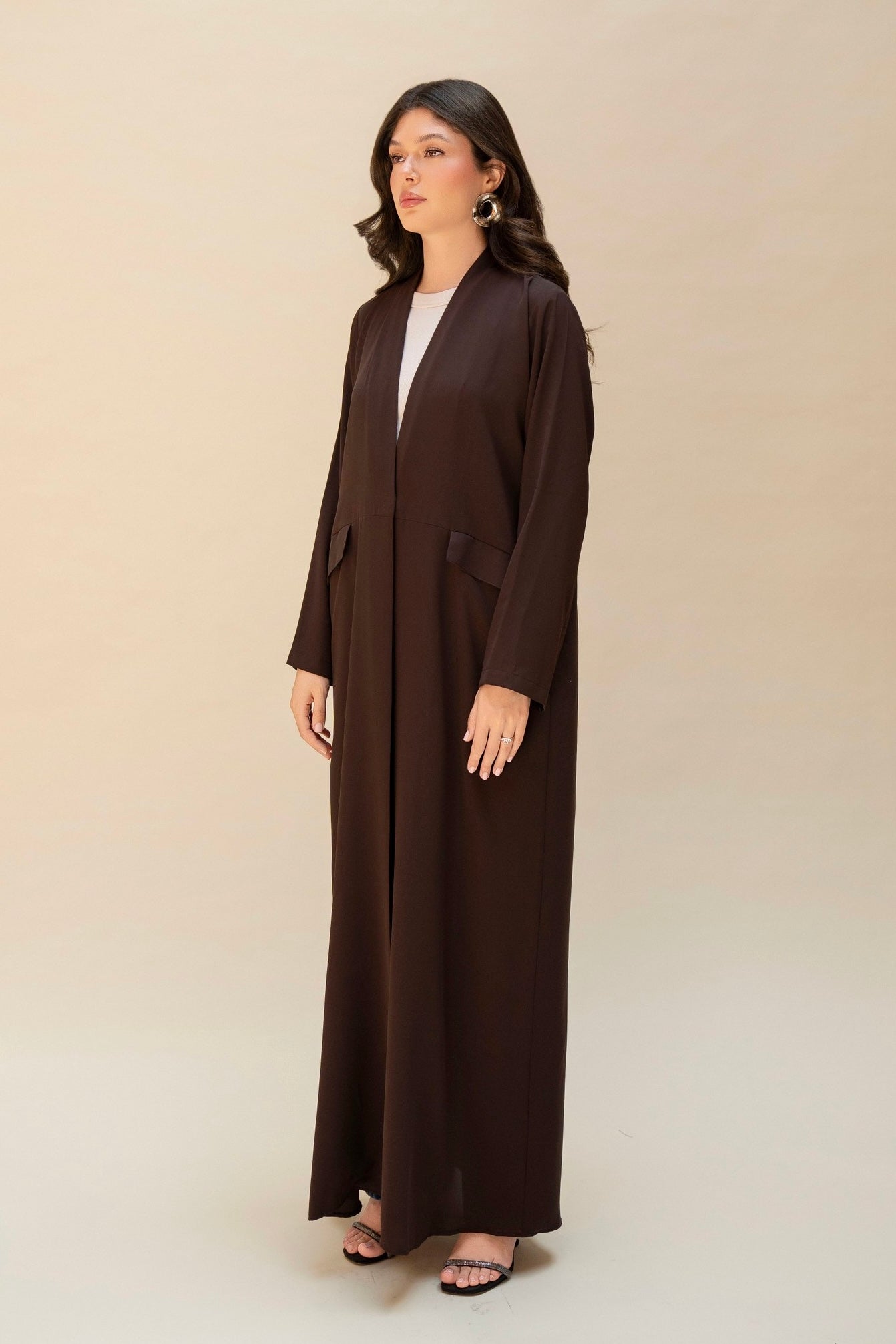Foldline Abaya