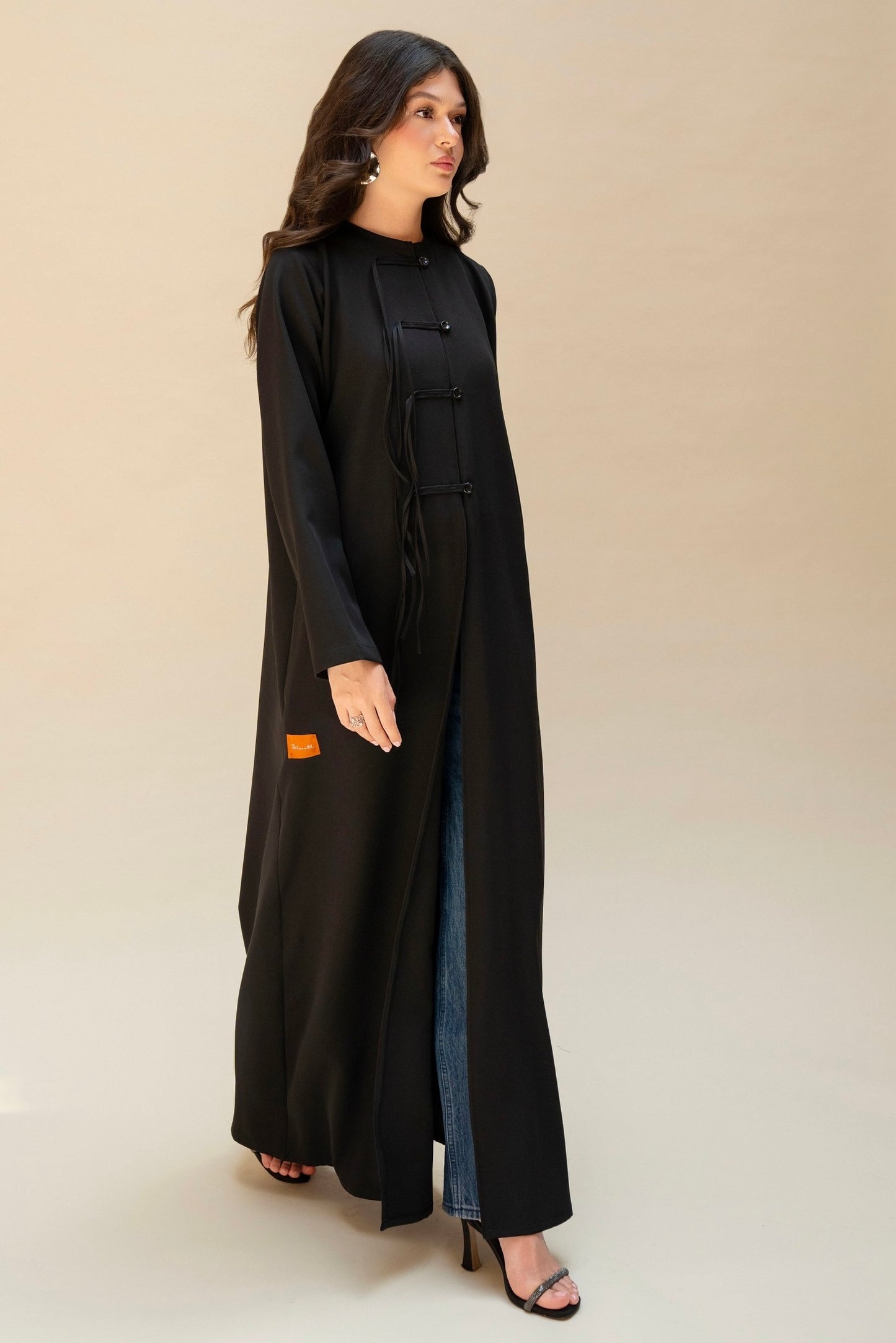 Fourfront Abaya