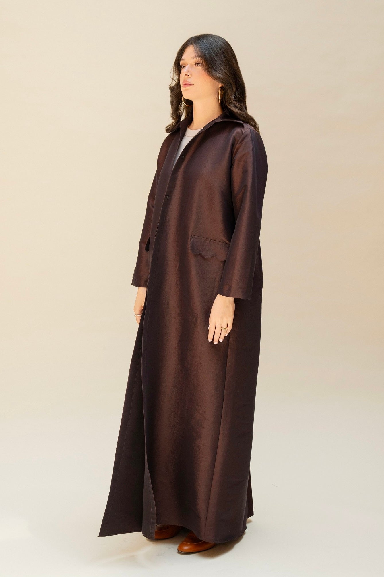 Scallop Line Abaya