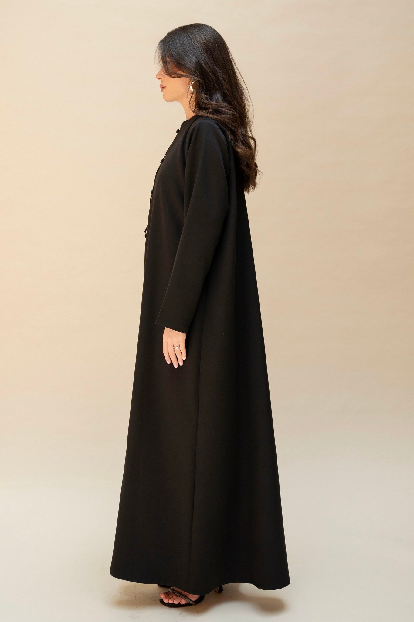 Fourfront Abaya