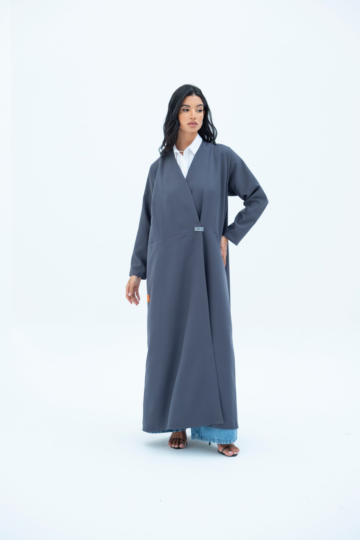 Distorted Button Abaya