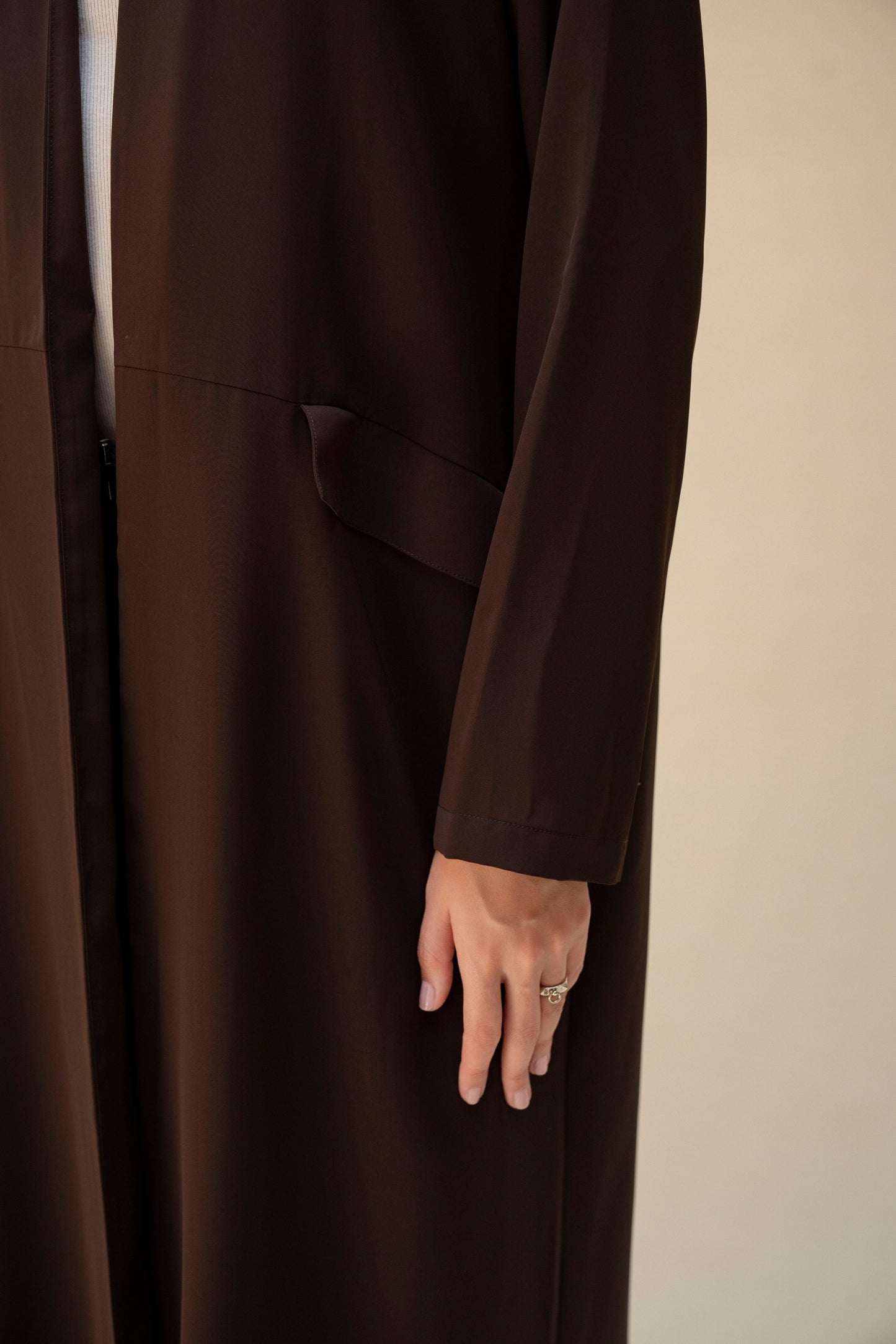 Foldline Abaya