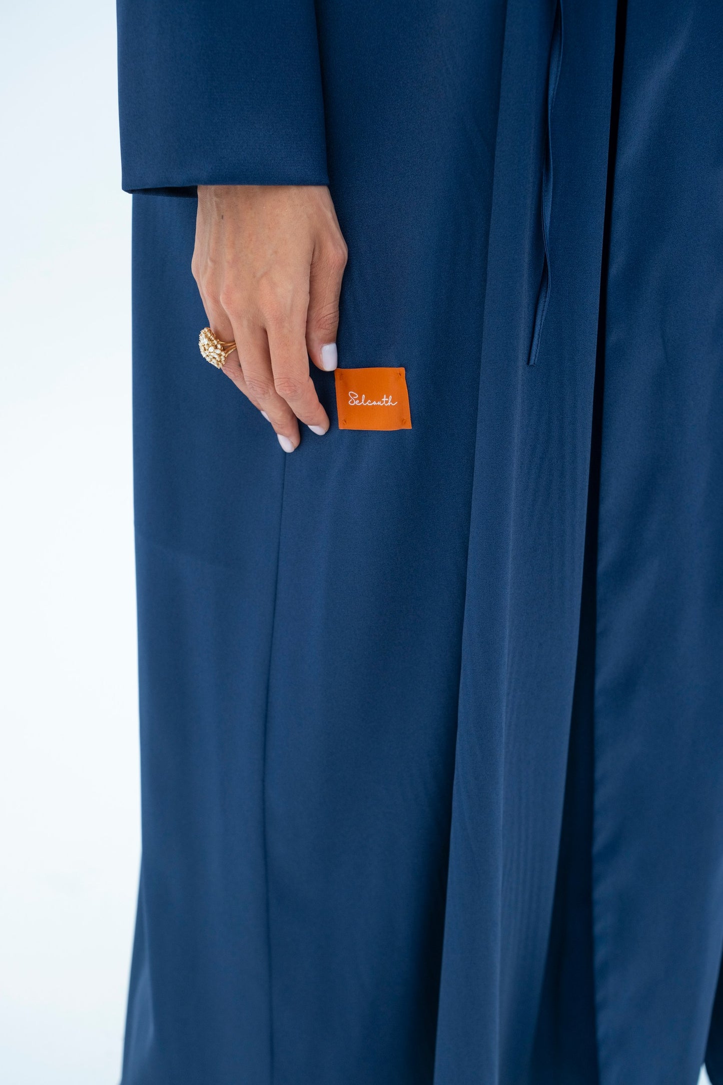 Aesthete Abaya
