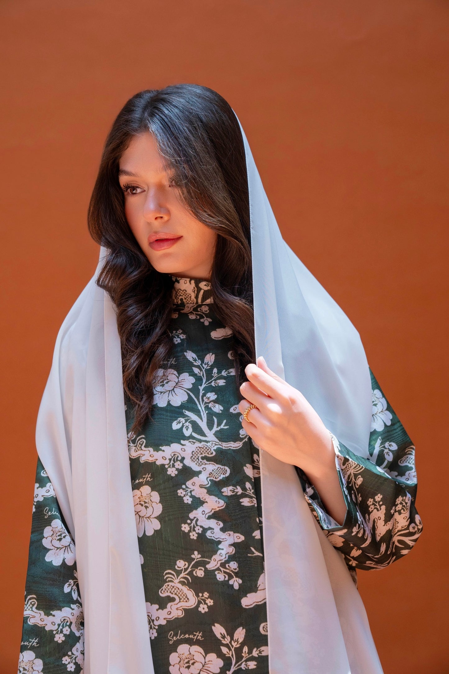Serene Dynasty Abaya