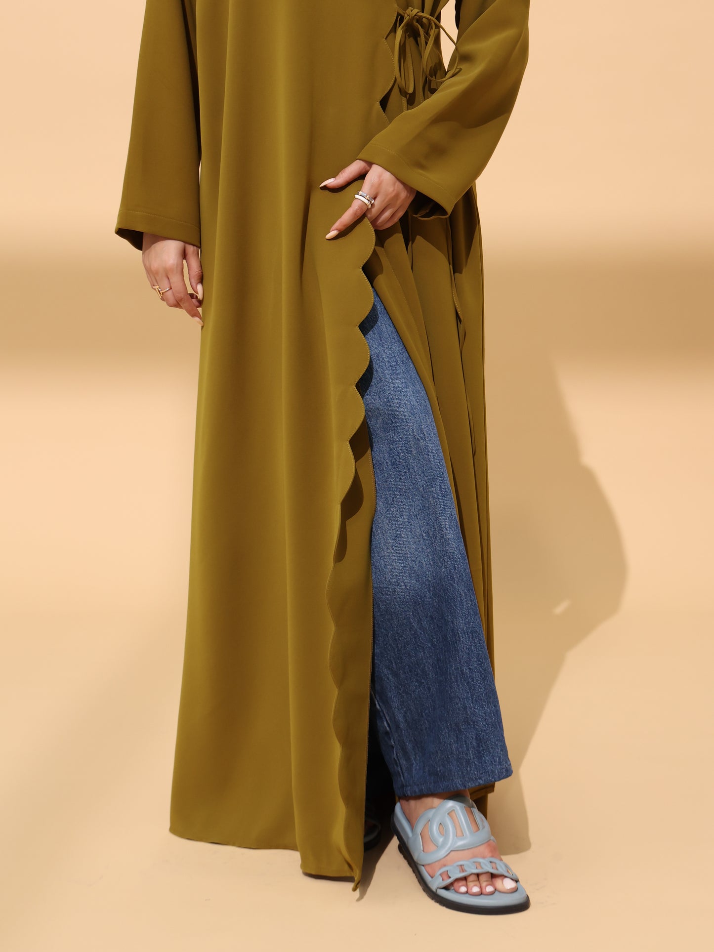 Wave Fold Abaya