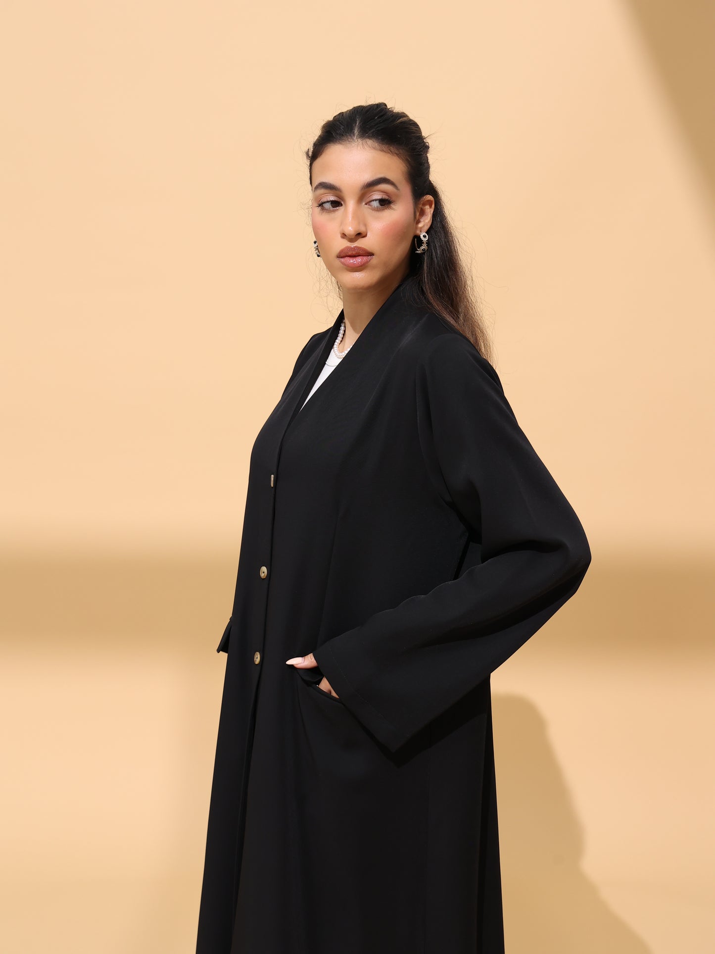Cutline Abaya