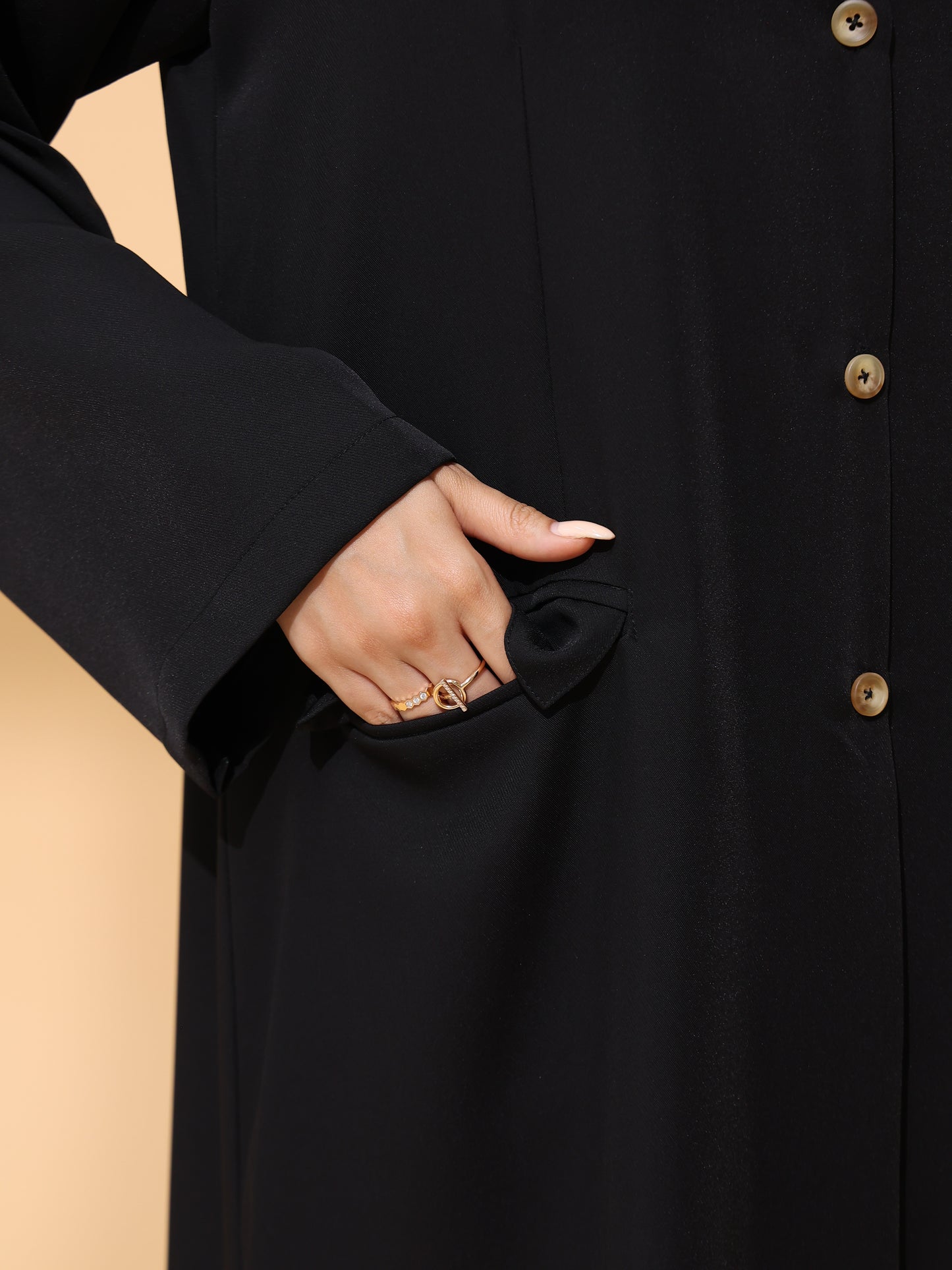 Cutline Abaya