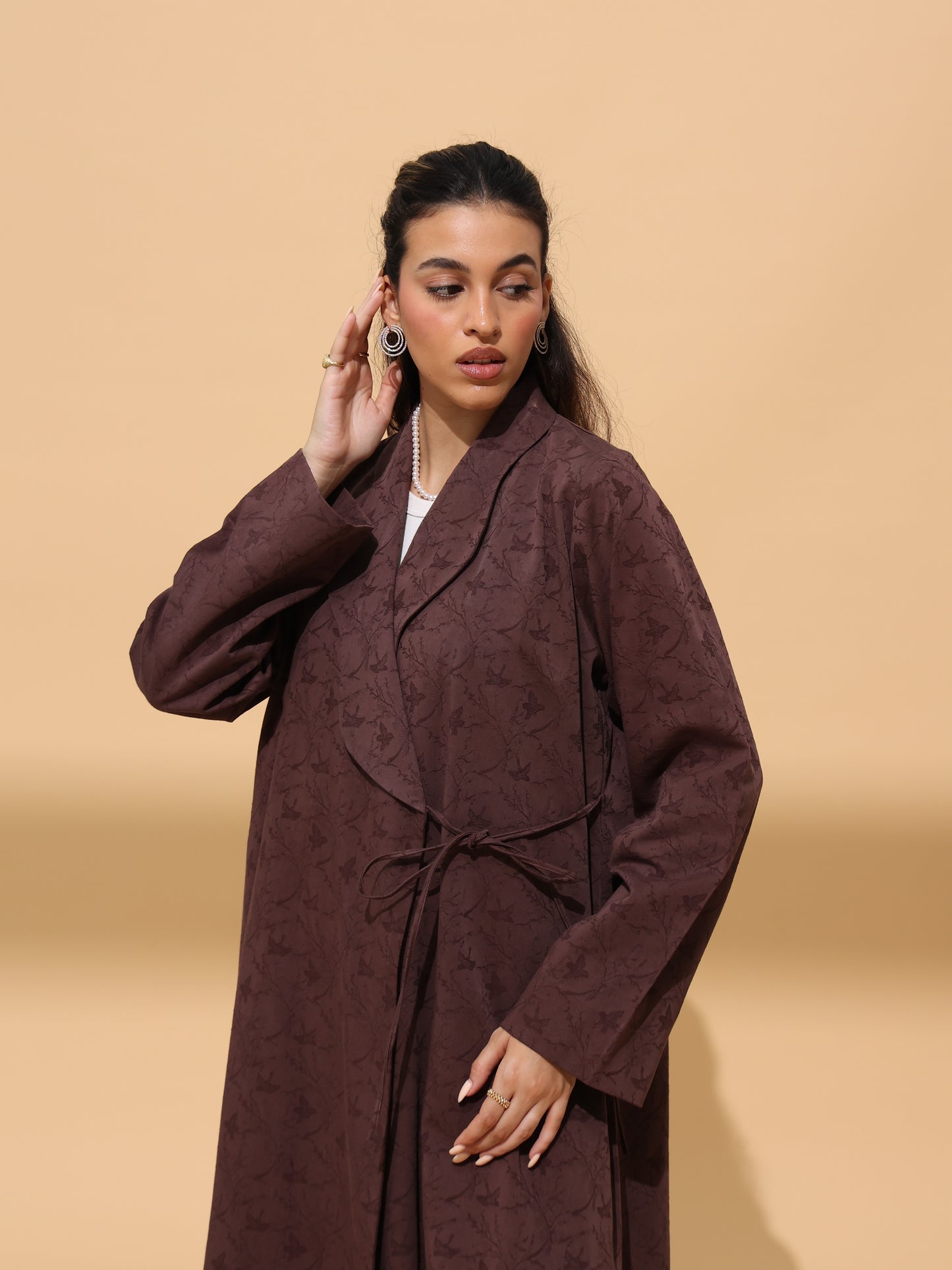 Contour Knot Abaya
