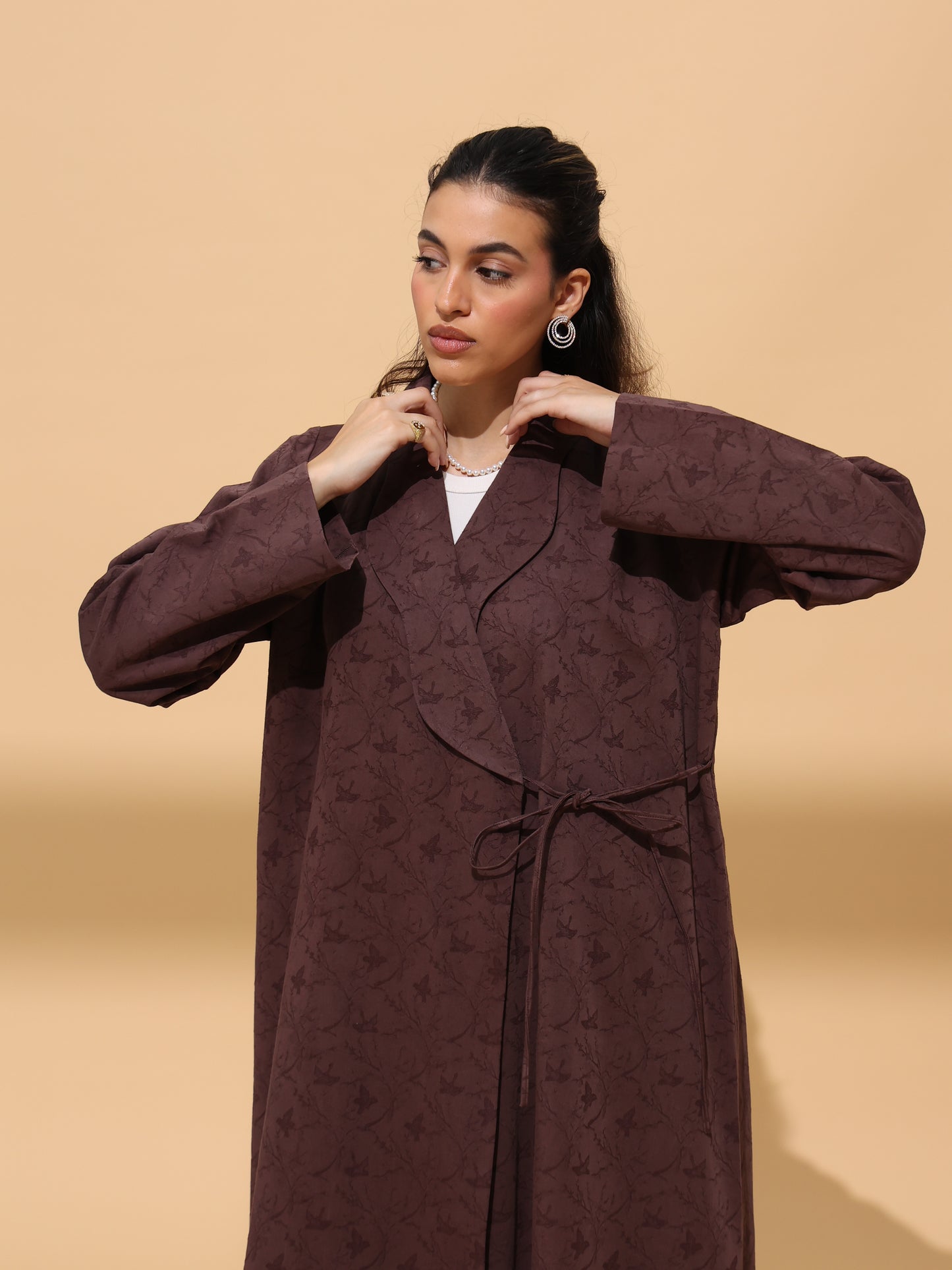 Contour Knot Abaya