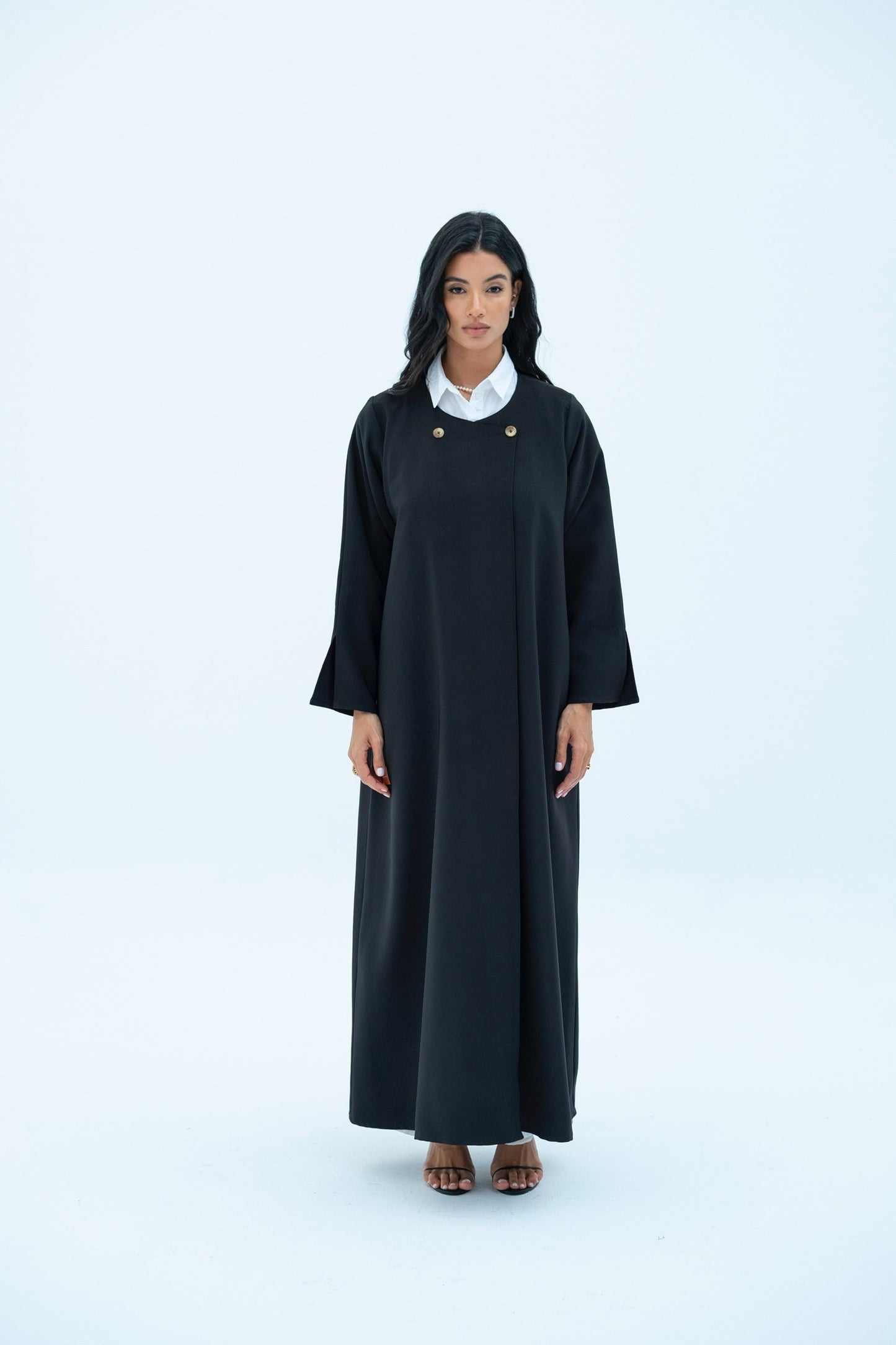 Dual Buttons Abaya