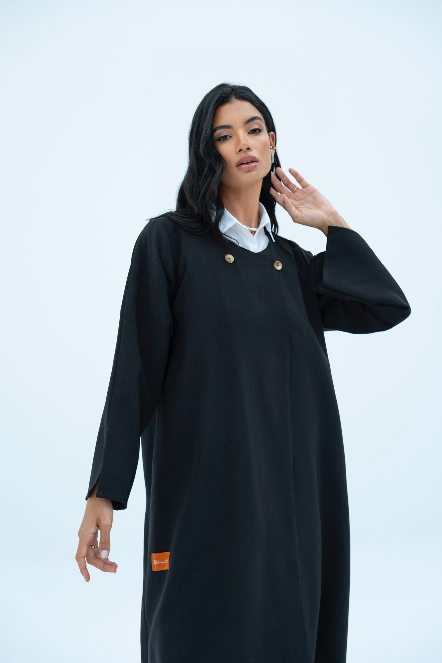 Dual Buttons Abaya